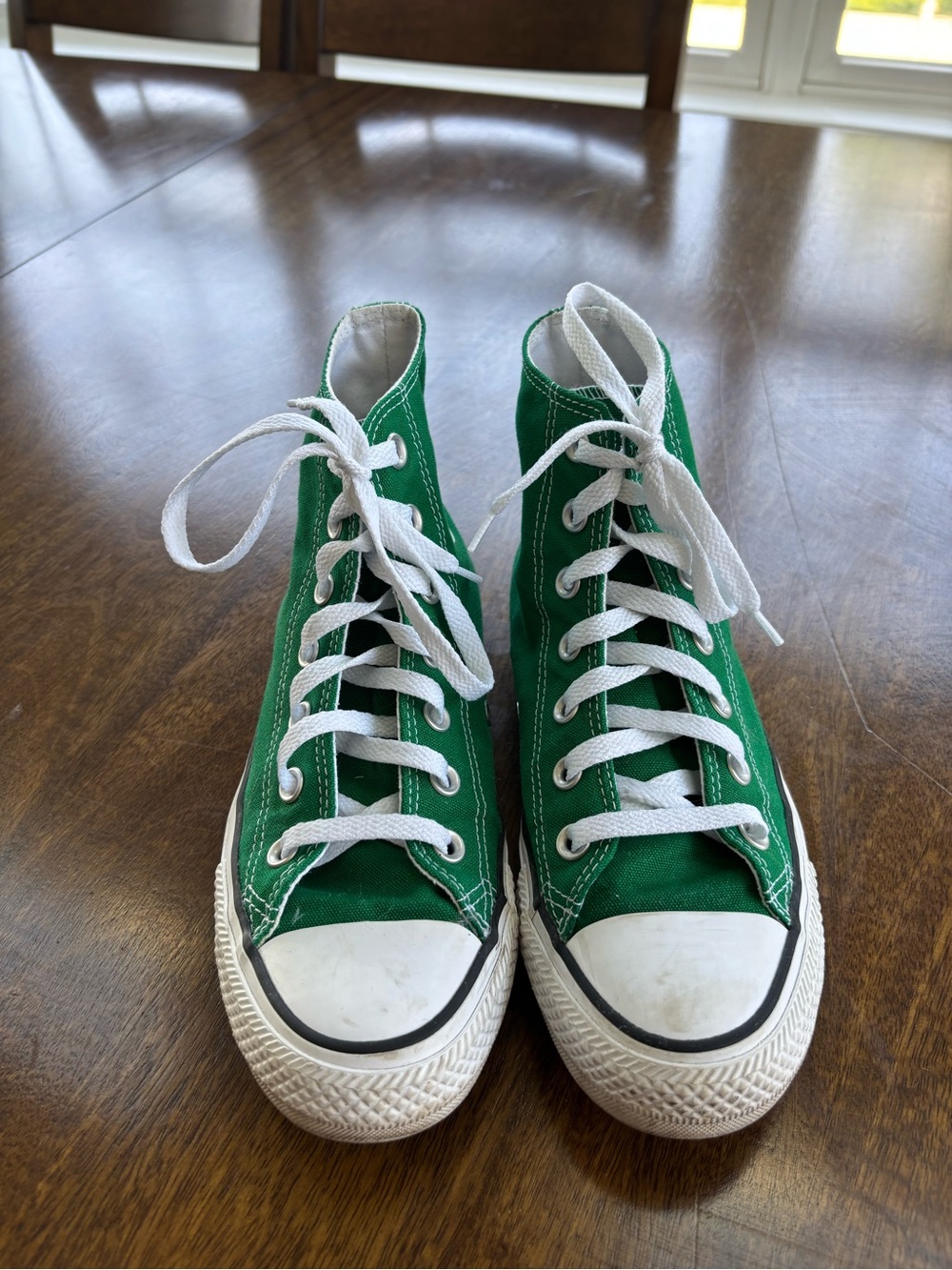 Converse Green High-Top Canvas Sneakers with White Laces 7.5 women